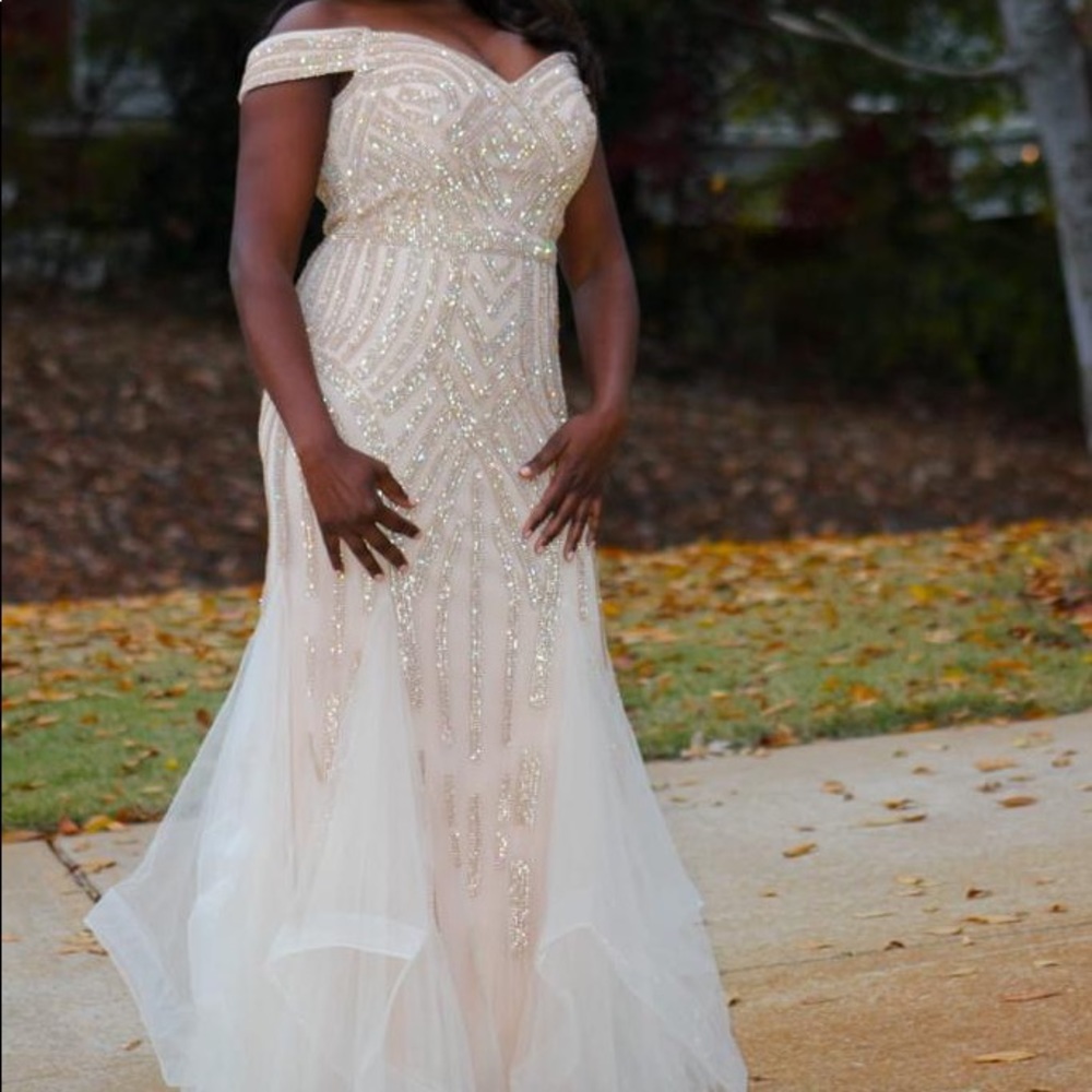 Dress material 100% Polyester - Picture 2 of 3